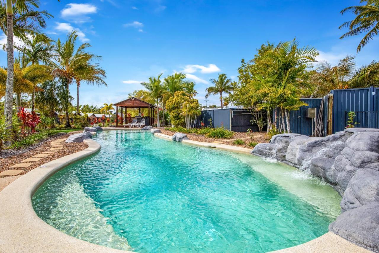 Tin Can Bay Marina Villas Экстерьер фото
